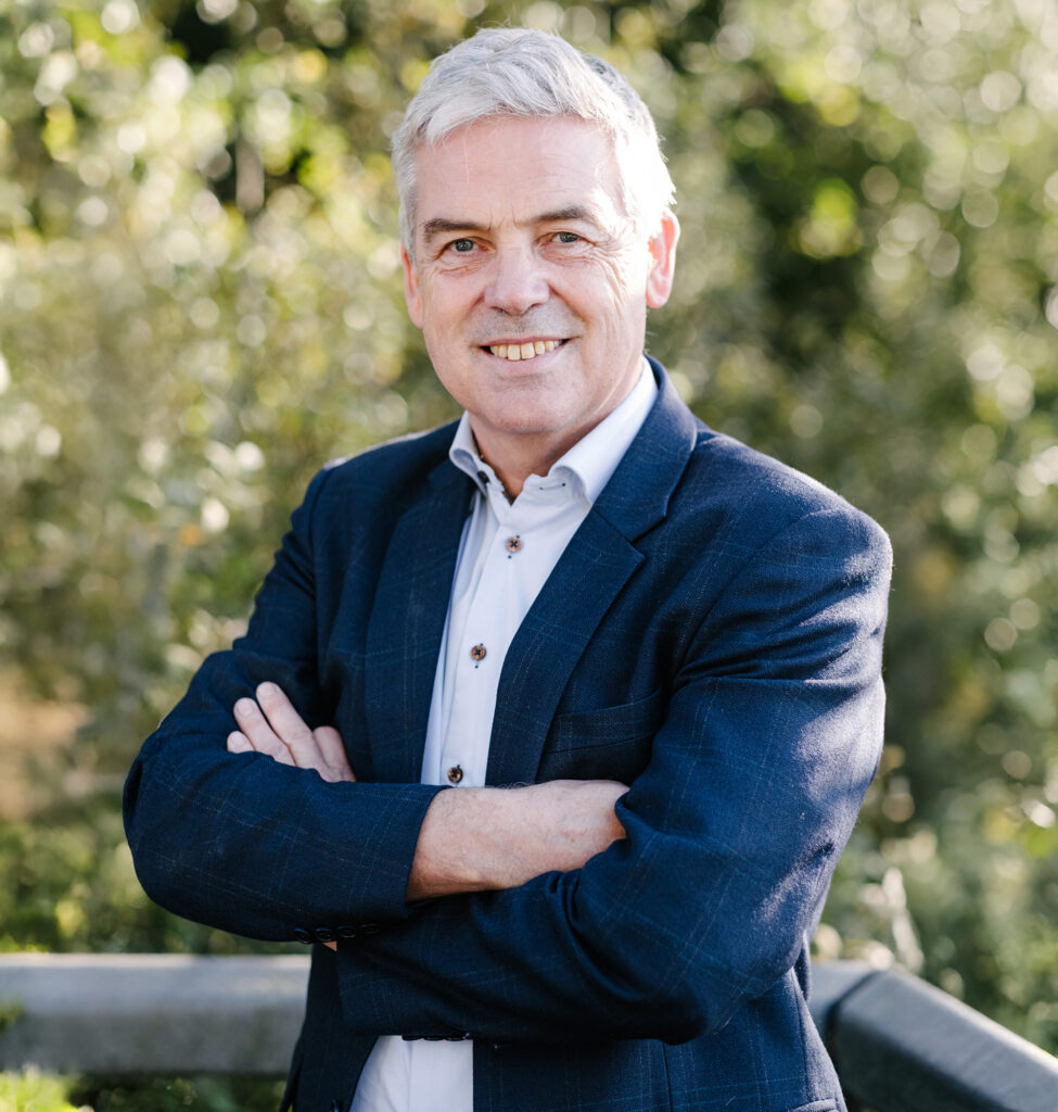 Johan Zandbergen MRICS RM RT