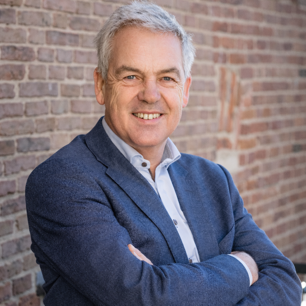 Johan Zandbergen MRICS RM RT